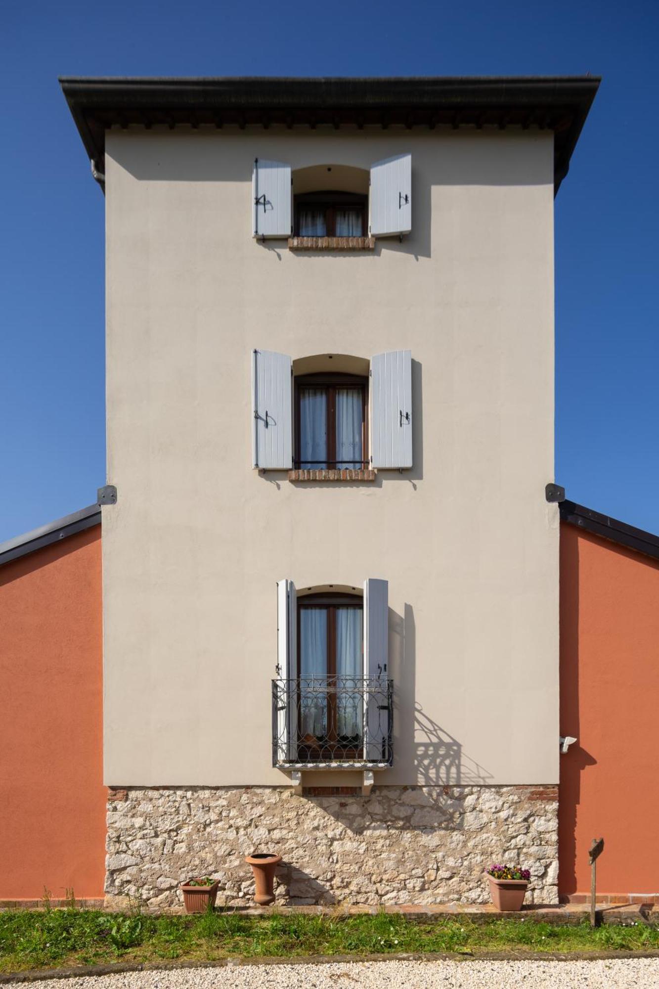 Locanda Ca'Vejo Srl Megliadino San Vitale Exterior photo